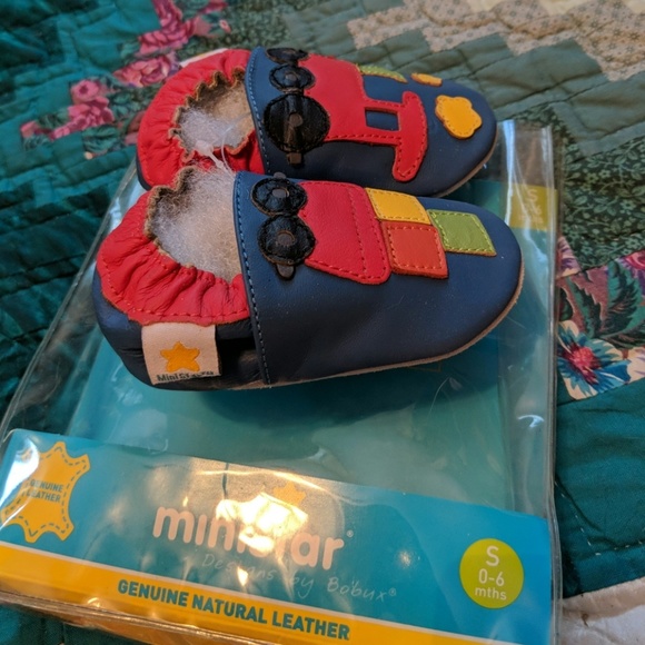 Infant Shos - Picture 2 of 5